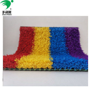 หญ้าเทียมสีสันหลากหลาย สีแดง เหลือง สีม่วง สีฟ้า และสีชมพู ความหนาแน่น 16800